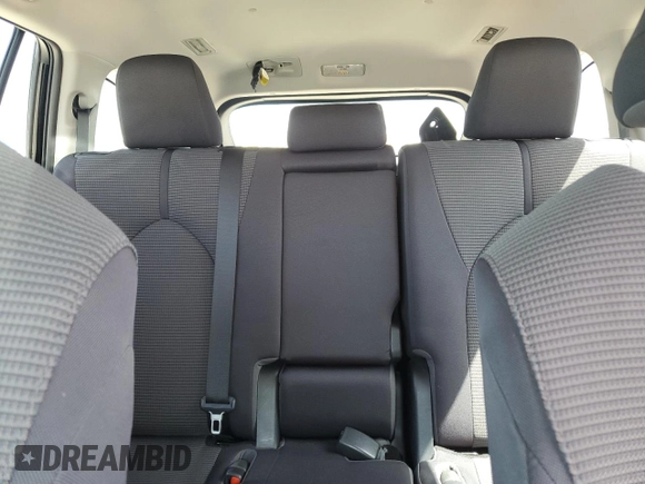 2022 Toyota Highlander LE z VIN 5TDZZRAH4NS092272, wystawiony jako Copart lot #48683415 z przebiegiem 54 116 mil mil oraz Szkoda całkowita • Salvage title. Historia ofert i sprzedaży dostępna na DreamBid. Obrazek 10.