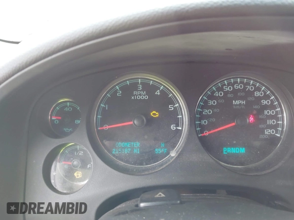 2010 Chevrolet Suburban LS with VIN 1GNUKHE38AR190423, listed as a IAAI auction lot 41655080 with 215,187 mi miles and . Bid and sale history available at DreamBid. Image 7.