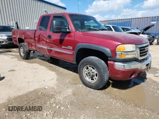 2006 GMC Sierra 2500HD Work Truck with VIN 1GTHK29D66E223055, listed as a Copart auction lot 62826635 with 355,735 mi miles and Non repairable. Bid and sale history available at DreamBid. Image 4.