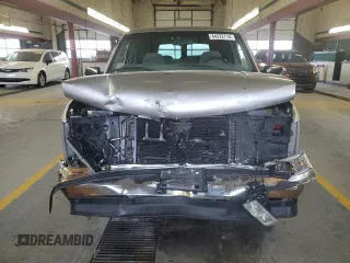 1999 Chevrolet Suburban with VIN 1GNEC16R8XJ543701, listed as a Copart auction lot 84322714 with 211,491 mi miles and Salvage Title. Bid and sale history available at carsss.com. Image 5.