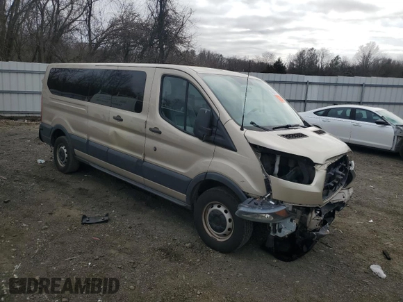 2015 Ford Transit XL z VIN 1FBZX2ZM9FKA16509, wystawiony jako Copart lot #46915775 z przebiegiem 115 620 mil mil oraz Szkody całkowita. Historia ofert i sprzedaży dostępna na DreamBid. Obrazek 4.