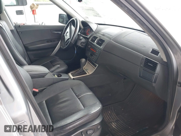 2005 BMW X3 3.0i with VIN WBXPA93495WD18319, listed as a IAAI auction lot 41906633 with 185,090 mi miles. Bid and sale history available at carsss.com. Image 5.