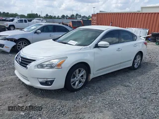 2014 Nissan Altima SV with VIN 1N4AL3AP0EC325820, listed as a IAAI auction lot 41971311 with 206,134 mi miles and . Bid and sale history available at DreamBid. Image 2.