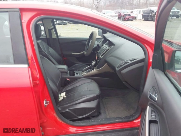 2012 Ford Focus SEL with VIN 1FAHP3H22CL332679, listed as a IAAI auction lot 41880964 with 149,031 mi miles. Bid and sale history available at carsss.com. Image 5.