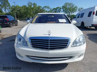 2007 Mercedes-Benz S-Class 5.5L V8 with VIN WDDNG71X27A082359, listed as a IAAI auction lot 42006249 with 90,527 mi miles. Bid and sale history available at carsss.com. Image 13.