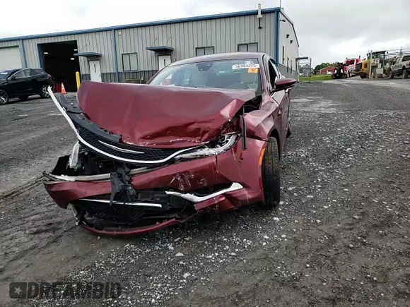 2015 Chrysler 200 C z VIN 1C3CCCEG7FN584277, wystawiony jako Copart lot #56984225 z przebiegiem 112 377 mil mil oraz Szkoda całkowita • Salvage title. Historia ofert i sprzedaży dostępna na DreamBid. Obrazek 13.
