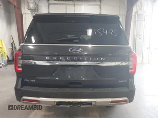 2024 Ford Expedition Max Limited z VIN 1FMJK2A8XREA35526, wystawiony jako IAAI lot #42685052 z przebiegiem 39 011 mil mil oraz . Historia ofert i sprzedaży dostępna na DreamBid. Obrazek 16.