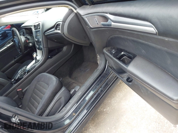 2013 Ford Fusion SE with VIN 3FA6P0H74DR214816, listed as a IAAI auction lot 42490664 with 176,453 mi miles and . Bid and sale history available at DreamBid. Image 5.