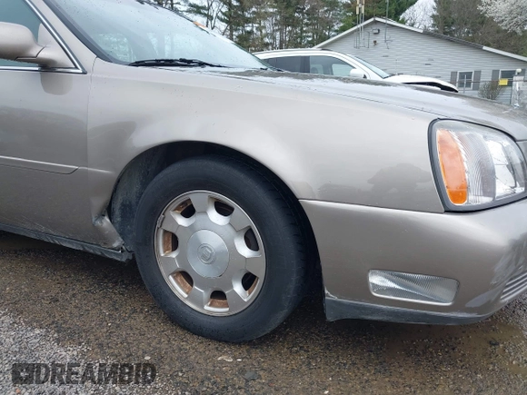 2002 Cadillac DeVille z VIN 1G6KD54Y32U108623, wystawiony jako IAAI lot #41957171 z przebiegiem 136 941 mil mil oraz . Historia ofert i sprzedaży dostępna na DreamBid. Obrazek 6.