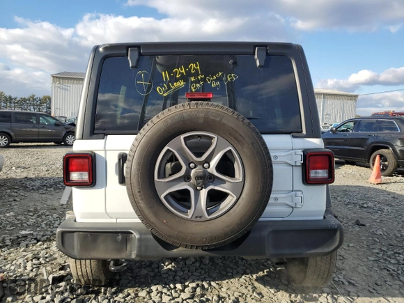 2022 Jeep Wrangler Unlimited Sport S with VIN 1C4HJXDG3NW249168, listed as a Copart auction lot 82494984 with 36,795 mi miles and Salvage Title. Bid and sale history available at carsss.com. Image 6.