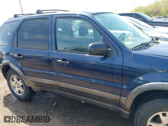 2004 Ford Escape XLT z VIN 1FMYU93194KB52283, wystawiony jako IAAI lot #42084240 z przebiegiem 142 871 mil mil oraz . Historia ofert i sprzedaży dostępna na DreamBid. Obrazek 13.