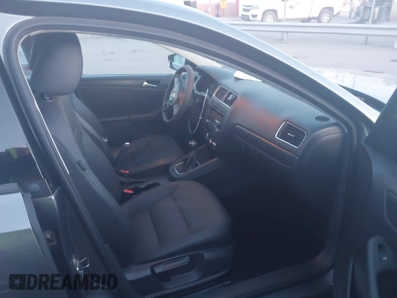 2011 Volkswagen Jetta SE с VIN 3VWBX7AJ2BM108055, выставлен на аукционе IAAI как лот 41859245 с пробегом 150 157 миль миль и . История ставок и продаж доступна на DreamBid. Изображение 5.