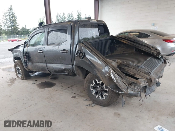 2022 Toyota Tacoma SR z VIN 3TMCZ5ANXNM493703, wystawiony jako IAAI lot #42139285 z przebiegiem 42 572 mil mil oraz . Historia ofert i sprzedaży dostępna na DreamBid. Obrazek 3.