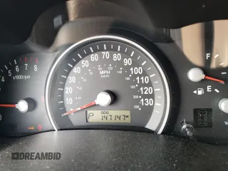 2008 Kia Sedona with VIN KNDMB133186266403, listed as a Copart auction lot 64000144 with 147,147 mi miles and Salvage Title. Bid and sale history available at carsss.com. Image 9.