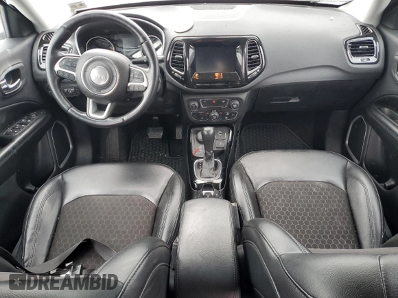 2020 Jeep Compass Latitude with VIN 3C4NJDBB6LT205290, listed as a Copart auction lot 86425454 with 68,670 mi miles and Salvage title. Bid and sale history available at DreamBid. Image 8.