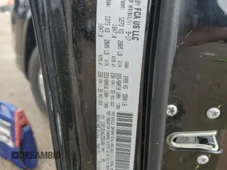 2018 Jeep Cherokee Overland z VIN 1C4PJMJX0JD551084, wystawiony jako Copart lot #61356055 z przebiegiem 30 561 mil mil oraz Szkoda całkowita • Salvage title. Historia ofert i sprzedaży dostępna na DreamBid. Obrazek 12.
