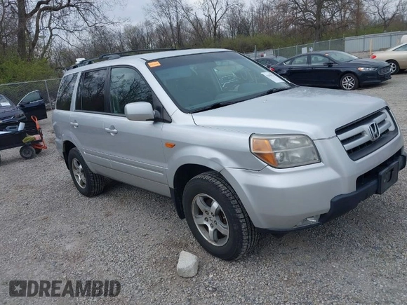 2007 Honda Pilot EX with VIN 5FNYF18457B009707, listed as a IAAI auction lot 42030214 with 229,462 mi miles. Bid and sale history available at carsss.com. Image 1.