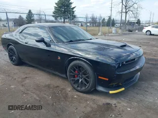 2019 Dodge Challenger R/T Scat Pack z VIN 2C3CDZFJ4KH618527, wystawiony jako IAAI lot #41842986 z przebiegiem 106 389 mil mil oraz . Historia ofert i sprzedaży dostępna na DreamBid. Obrazek 1.