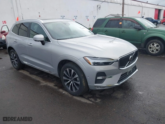 2023 Volvo XC60 Plus Bright Theme with VIN YV4L12RN9P1375763, listed as a IAAI auction lot 41868161 with 34,776 mi miles. Bid and sale history available at carsss.com. Image 1.