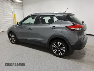 2020 Nissan Kicks SV z VIN 3N1CP5CV9LL546447, wystawiony jako Copart lot #59320745 z przebiegiem 111 533 mil mil oraz Czysty tytuł • Clean title. Historia ofert i sprzedaży dostępna na DreamBid. Obrazek 2.