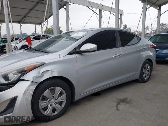 2016 Hyundai Elantra SE с VIN KMHDH4AE9GU490903, выставлен на аукционе IAAI как лот 42164765 с пробегом 121 666 миль миль и . История ставок и продаж доступна на DreamBid. Изображение 14.