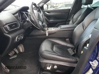 2017 Maserati Levante with VIN ZN661XUA5HX250497, listed as a Copart auction lot 41404053 with 39,791 mi miles. Bid and sale history available at carsss.com. Image 7.