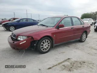 2004 Volvo S40 с VIN YV1VS27594F064581, выставлен на аукционе Copart как лот 52442645 с пробегом 176 358 миль миль и Списание • Salvage title. История ставок и продаж доступна на DreamBid. Изображение 1.