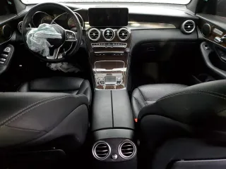 2020 Mercedes-Benz GLC 300 z VIN WDC0G8EB0LF718003, wystawiony jako Copart lot #44356985 z przebiegiem Nie podano mil oraz Szkoda całkowita • Salvage title. Historia ofert i sprzedaży dostępna na DreamBid. Obrazek 8.