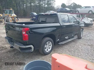 2022 Chevrolet Silverado 1500 LT with VIN 1GCPACEK1NZ645881, listed as a IAAI auction lot 41251050 with 22,932 mi miles. Bid and sale history available at carsss.com. Image 4.