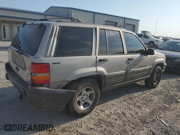 1998 Jeep Grand Cherokee Laredo with VIN 1J4GZ58S8WC301754, listed as a Copart auction lot 69698144 with 205,739 mi miles and Non Repairable. Bid and sale history available at carsss.com. Image 3.