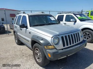 2005 Jeep Liberty Renegade with VIN 1J4GK38K65W579798, listed as a IAAI auction lot 42023592 with 159,147 mi miles. Bid and sale history available at carsss.com. Image 1.