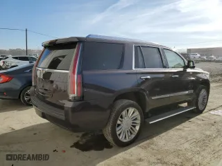 2015 Cadillac Escalade Platinum with VIN 1GYS4PKJ5FR580484, listed as a Copart auction lot 78552984 with 140,699 mi miles and Clean Title. Bid and sale history available at carsss.com. Image 3.