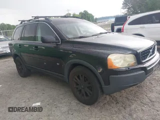 2006 Volvo XC90 4.4L V8 with VIN YV4CZ852561225879, listed as a IAAI auction lot 42090210 with 211,081 mi miles. Bid and sale history available at carsss.com. Image 1.