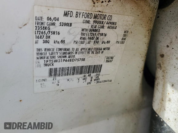 2004 Ford F-350 XL with VIN 1FTSW31P64ED75758, listed as a Copart auction lot 54045575 with 185,254 mi miles and Clean Title. Bid and sale history available at DreamBid. Image 12.