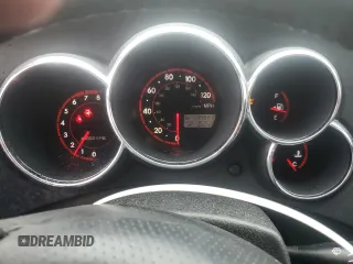 2006 Toyota Matrix STD z VIN 2T1LR32E06C563125, wystawiony jako Copart lot #55683475 z przebiegiem 174 891 mil mil oraz Tytuł czysty. Historia ofert i sprzedaży dostępna na DreamBid. Obrazek 9.