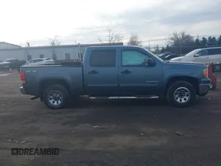 2010 GMC Sierra 1500 with VIN 3GTRKVEAXAG197613, listed as a IAAI auction lot 41198472 with 152,892 mi miles and . Bid and sale history available at DreamBid. Image 13.