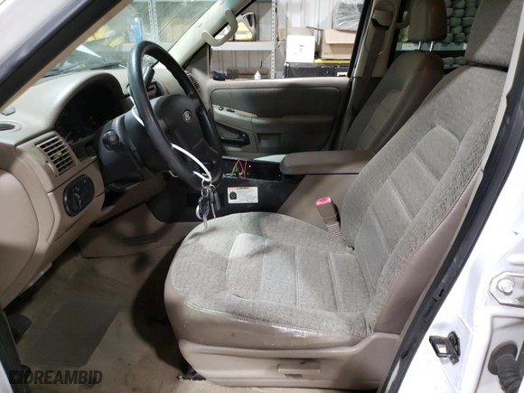 2002 Ford Explorer XLS with VIN 1FMZU72E42UC40916, listed as a Copart auction lot 43648245 with 101,844 mi miles and Salvage Title. Bid and sale history available at carsss.com. Image 7.
