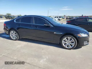 2017 Jaguar XF 35t with VIN SAJBR4BV1HCY30786, listed as a Copart auction lot 79463084 with 117,183 mi miles and Clean Title. Bid and sale history available at carsss.com. Image 4.