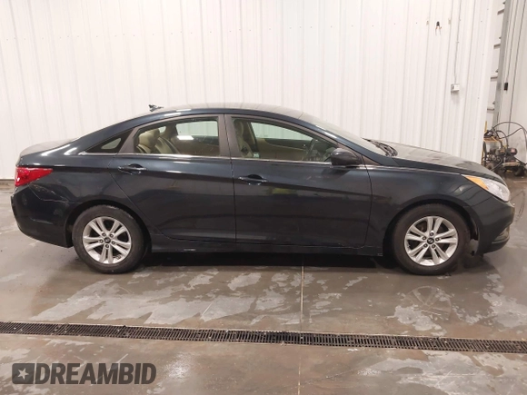 2013 Hyundai Sonata GLS with VIN 5NPEB4AC4DH538273, listed as a IAAI auction lot 41955556 with 111,015 mi miles and . Bid and sale history available at DreamBid. Image 13.