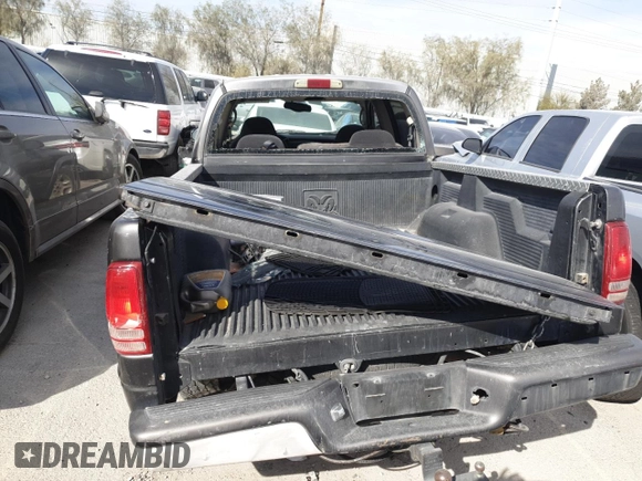 2002 Dodge Dakota Sport with VIN 1B7HG38N32S687496, listed as a Copart auction lot 88584635 with 0 mi miles and Non Repairable. Bid and sale history available at carsss.com. Image 6.