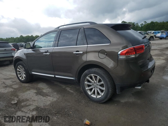 2011 Lincoln MKX z VIN 2LMDJ6JK5BBJ06463, wystawiony jako Copart lot #60041285 z przebiegiem 195 915 mil mil oraz Szkoda całkowita • Salvage title. Historia ofert i sprzedaży dostępna na DreamBid. Obrazek 2.