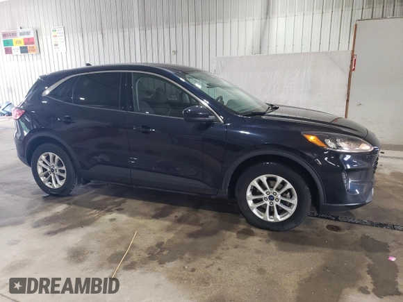 2021 Ford Escape SE with VIN 1FMCU0G69MUA68125, listed as a Copart auction lot 60862515 with 131,013 mi miles and Clean title. Bid and sale history available at DreamBid. Image 4.