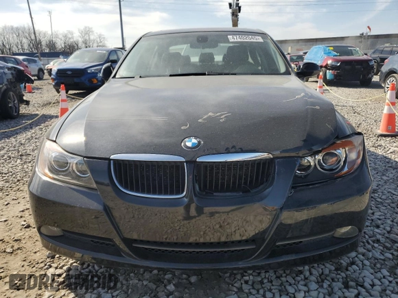 2007 BMW 3 Series 328i with VIN WBAVC53547FZ70794, listed as a Copart auction lot 47402045 with 201,797 mi miles and Salvage Title. Bid and sale history available at carsss.com. Image 5.