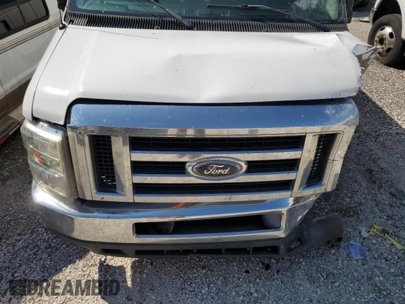2009 Ford Econoline Passenger XL with VIN 1FBSS31L99DA06824, listed as a Copart auction lot 73740824 with 147,528 mi miles and Salvage title. Bid and sale history available at DreamBid. Image 12.