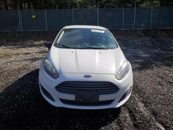 2018 Ford Fiesta SE with VIN 3FADP4EJ1JM128130, listed as a Copart auction lot 50574285 with 141,002 mi miles and Salvage Title. Bid and sale history available at DreamBid. Image 5.