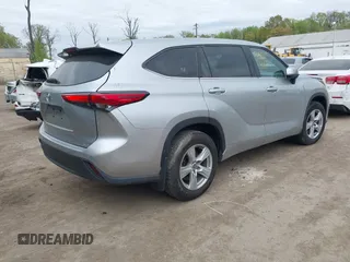 2021 Toyota Highlander L z VIN 5TDCZRBHXMS072546, wystawiony jako IAAI lot #42071752 z przebiegiem 47 233 mil mil oraz . Historia ofert i sprzedaży dostępna na DreamBid. Obrazek 4.