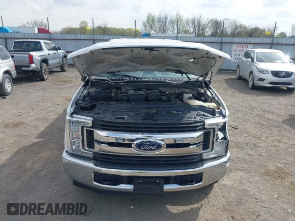 2019 Ford F-350 with VIN 1FDBF3A67KEG49808, listed as a IAAI auction lot 41907987 with 56,677 mi miles and . Bid and sale history available at DreamBid. Image 10.
