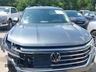 2024 Volkswagen Atlas SE with VIN 1V2HR2CAXRC528423, listed as a IAAI auction lot 42346922 with 38,637 mi miles and . Bid and sale history available at DreamBid. Image 12.