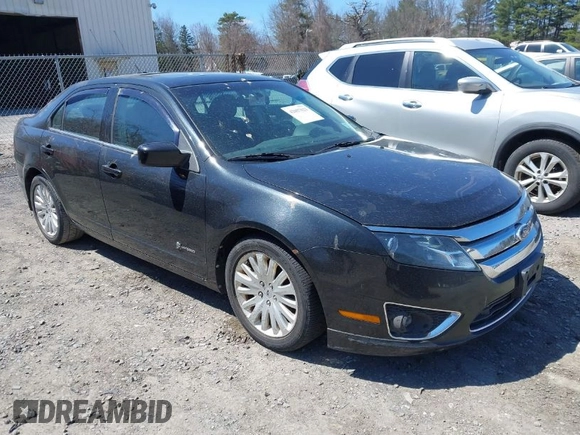 2010 Ford Fusion Hybrid with VIN 3FADP0L33AR294150, listed as a IAAI auction lot 42057023 with 197,497 mi miles. Bid and sale history available at carsss.com. Image 1.