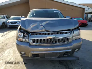 2009 Chevrolet Suburban LT w/2LT with VIN 1GNFK26359J119663, listed as a Copart auction lot 73777444 with 180,851 mi miles and Salvage Title. Bid and sale history available at carsss.com. Image 5.